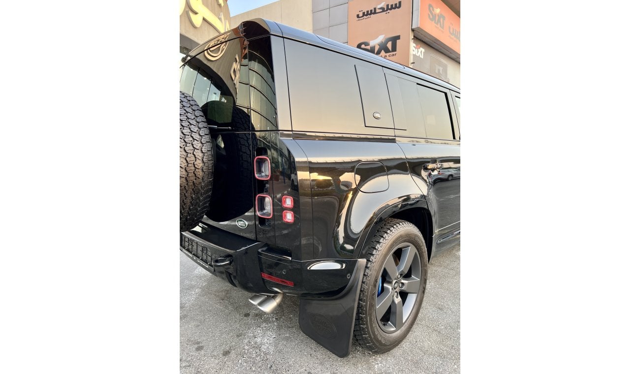 لاند روفر ديفندر P525 110 5.0L (5 Seater)