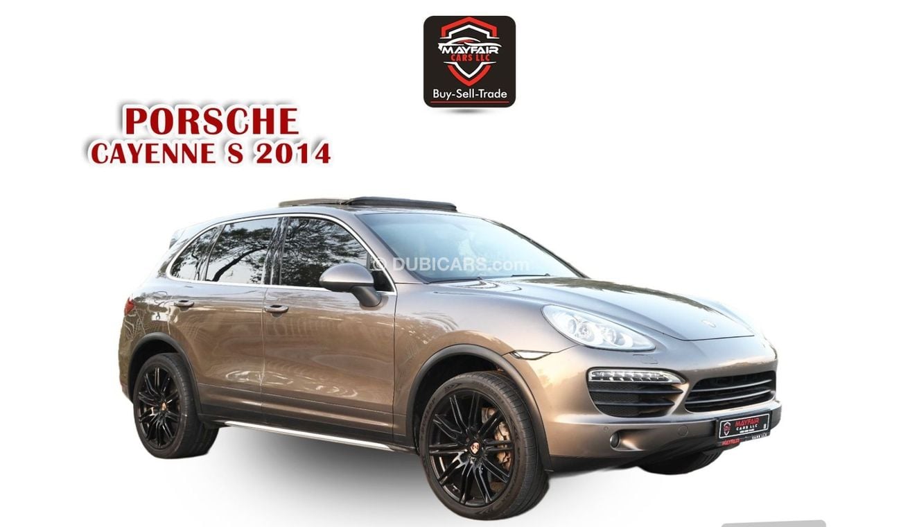 بورش كايان 0% DP  - AGENCY MAINTAINED - PORCSHE CAYENNE S 2014 - PANAROMIC ROOF - 4.6TC V8 4WD - WELL MAINTAINE