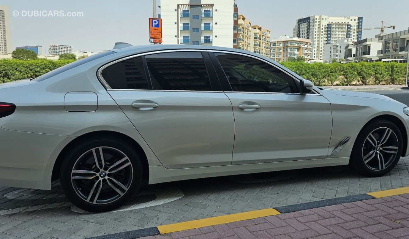 BMW 520i under warranty till 2026