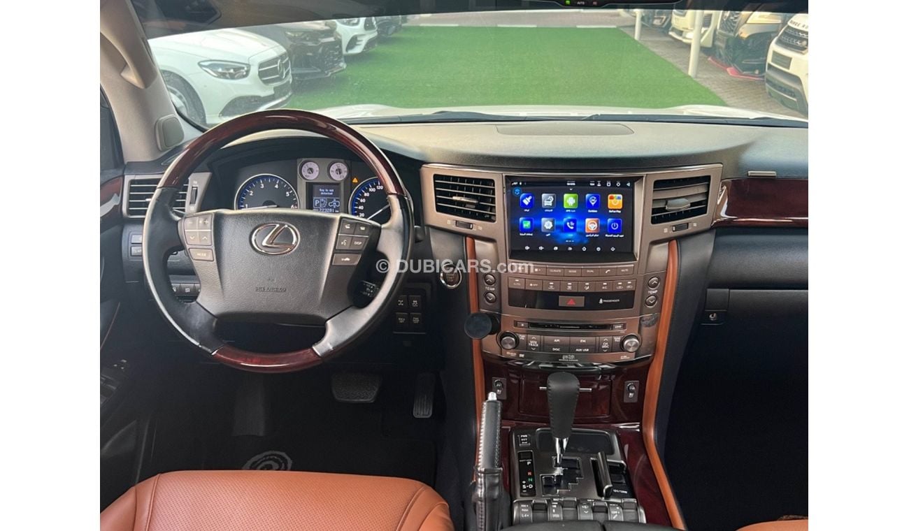 لكزس LX 570 Sport 5.7L Lexus Lx570 2011 / GCC / Very good Condition / No accidents