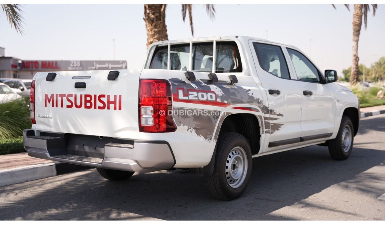 ميتسوبيشي L200 Mitsubishi L200 2.4L Petrol DCabin 2WD GL 5MT MY-2024