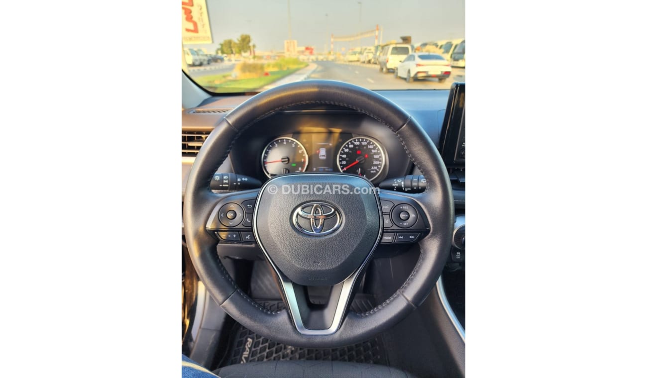 تويوتا راف ٤ GXR 2.5L 4WD TOYOTA RAV4 4WD XLE full Option