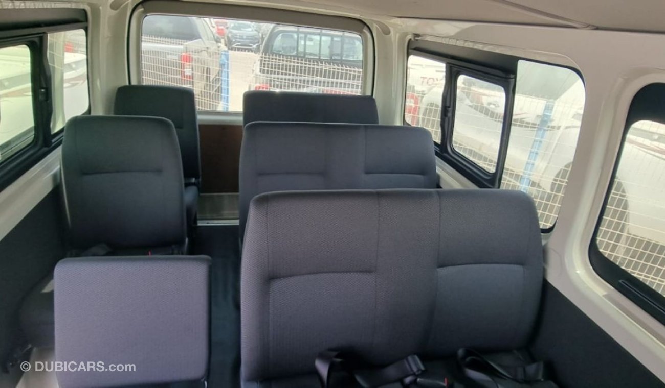 تويوتا هاياس TOYOTA HIACE VAN 2.5L DIESEL M/T STANDARD ROOF