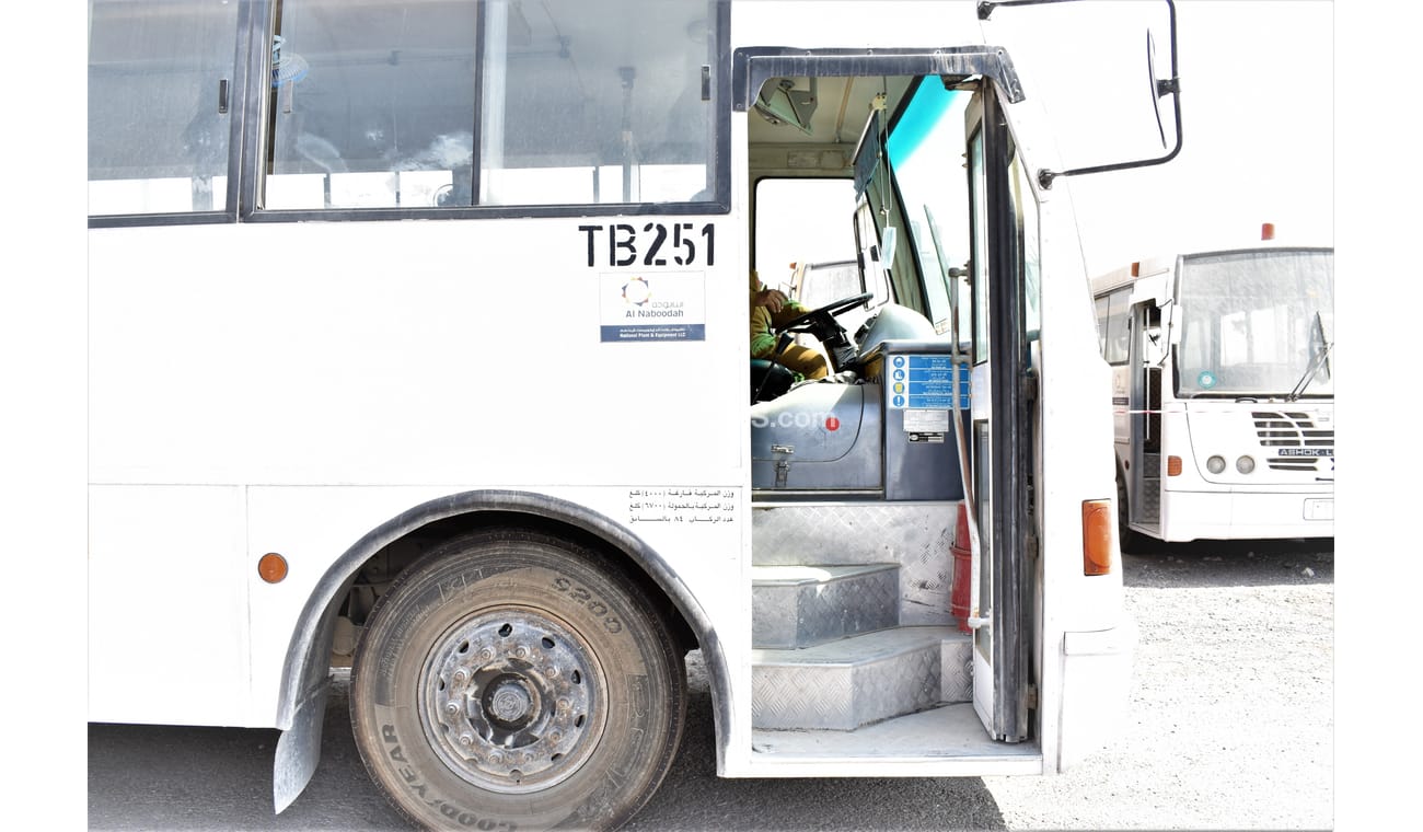 Ashok Leyland Falcon 5.7L MANUAL 2007 GCC 83-SEATER NON AC BUS MULTIPLE UNITS AVAILABLE