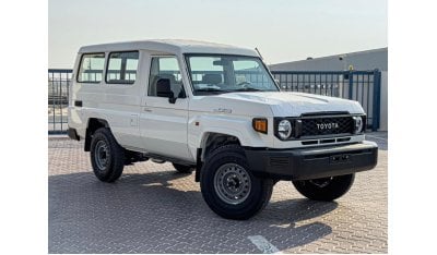 تويوتا لاند كروزر هارد توب 2024 Toyota LC78 2.8 Hard Top - أبيض من الداخل رمادي مزرق | للتصدير فقط