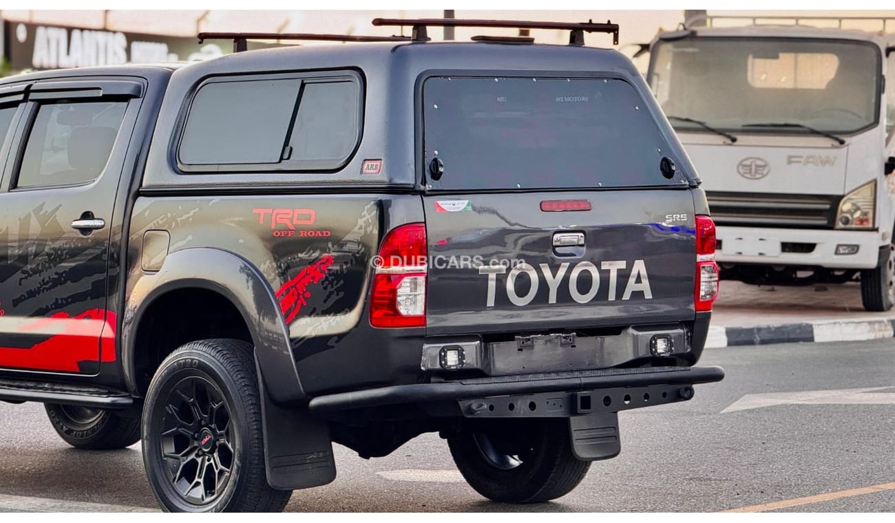 Toyota Hilux PREMIUM CANOPY INSTALLED | ARB BULL BAR | 3.0L DIESEL ENGINE | 2011 | MANUAL TRANSMISSION | RHD