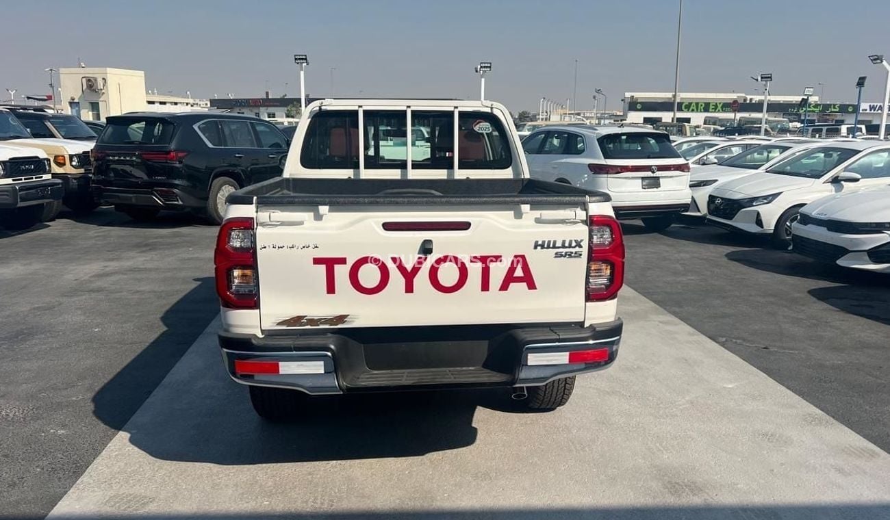 Toyota Hilux 2.7L A/T FULL OPTION