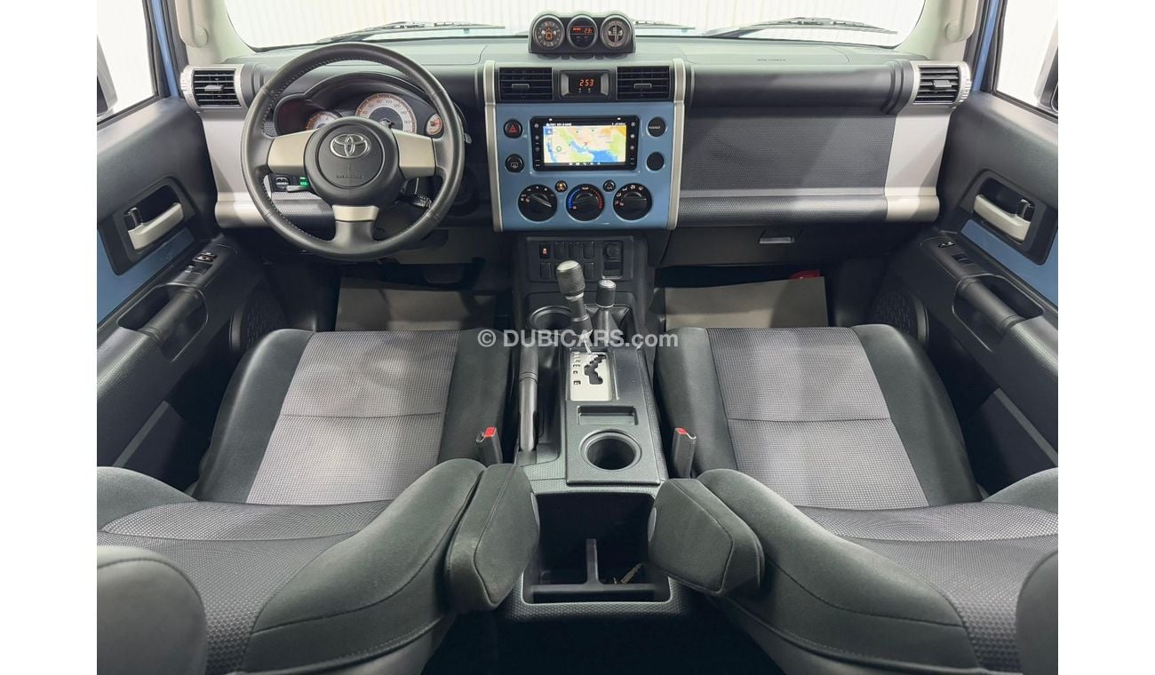 تويوتا إف جي كروزر GXR 4.0L A/T 2018 Toyota FJ Cruiser GXR, Warranty, Full Service History, Excellent Condition, GCC