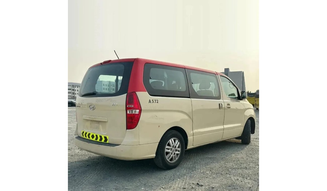 Hyundai H-1 Starex Special price for one week only, Hyundai H1 GCC 2020 in excellent condition