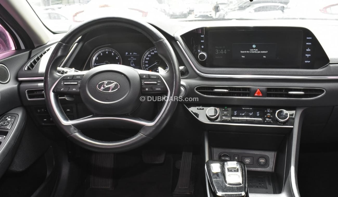 Hyundai Sonata Mid option خاليه من الحوادث