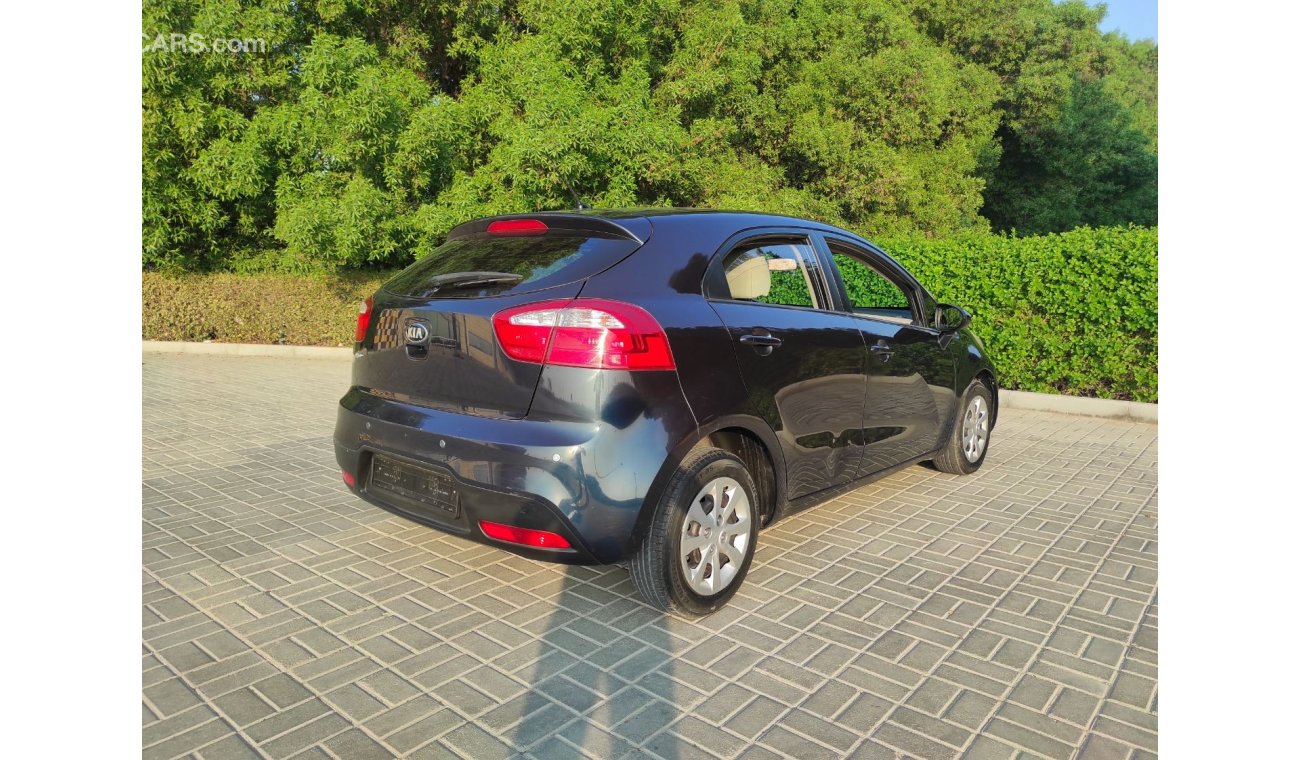 كيا ريو Kia Rio 2015 1.4 Gcc full automatic