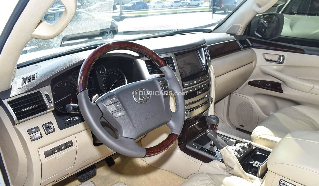 لكزس LX 570 Platinum Interpid 5.7L LEXUS 570 S  5.7L MODEL 2013 GCC SPCEFRCATION