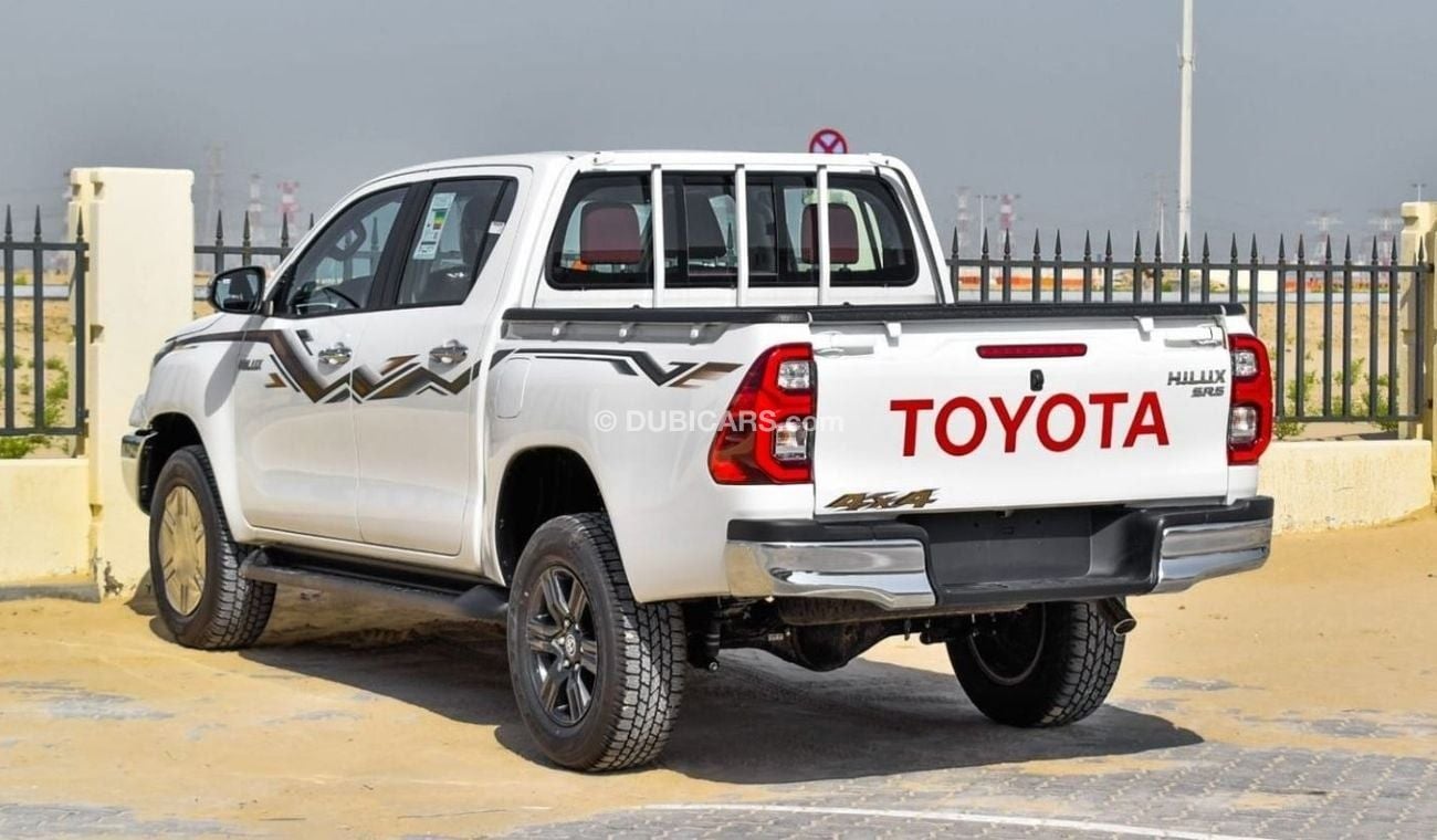 تويوتا هيلوكس 2.7 engine // automatic  full option 4x4 // push start // model 2024