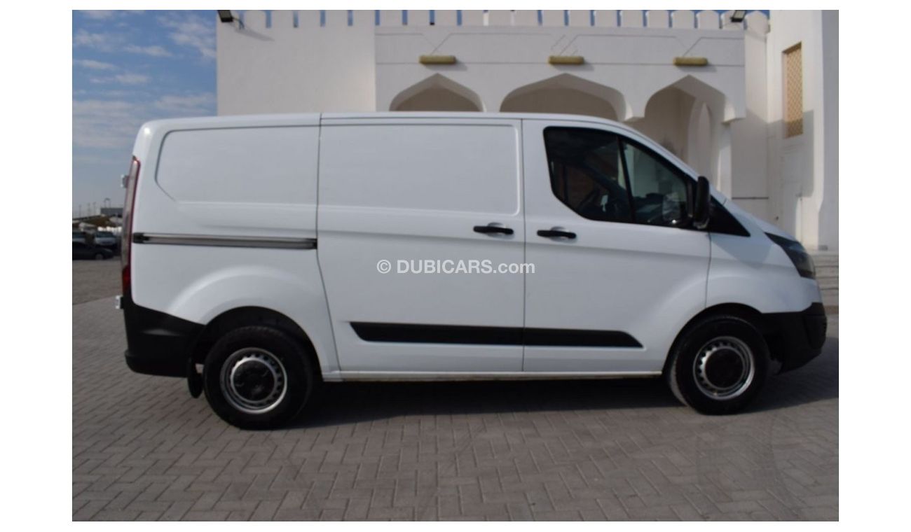 Ford Transit 150 Low Roof - RWB Ford Transit Van, model:2018. Excellent condition