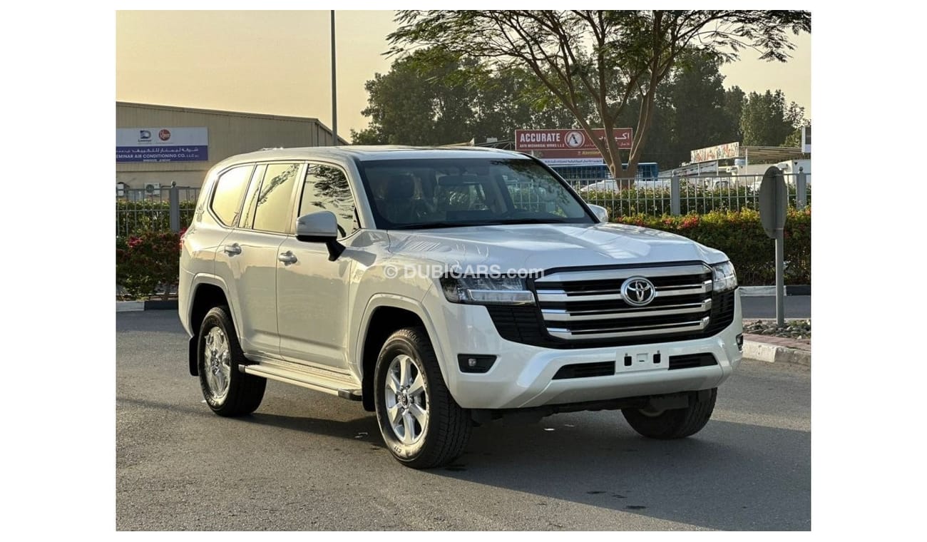 Toyota Land Cruiser GXR / With 70th Anniversary Badge / GCC Spec / For Export RAMADAN OFFER