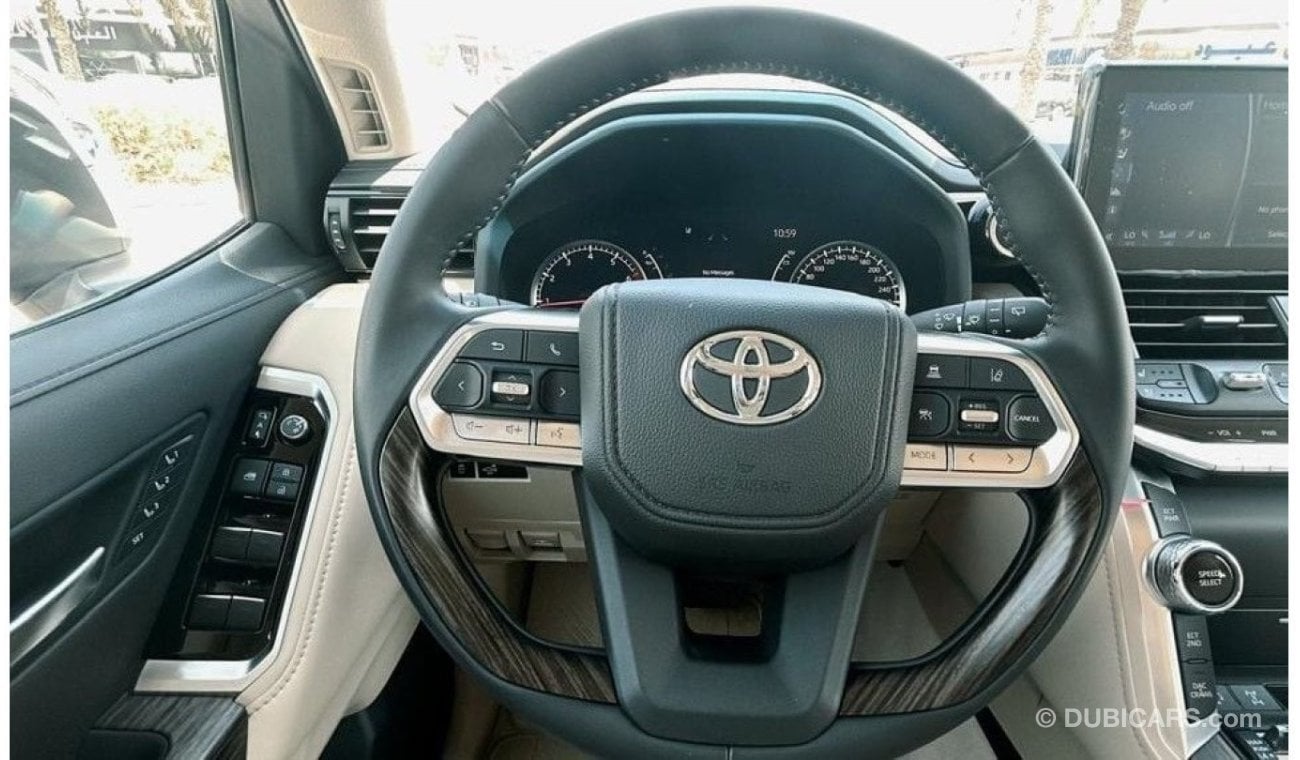 تويوتا لاند كروزر TOYOTA LAND CRUISER VXR FULL OPTION 2023 GCC AL FUTTAIM LOW MILEAGE WITH AGENCY WARRANTY IN MINT CON