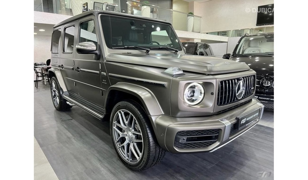 Mercedes-Benz G 63 AMG ALMOST BRAND NEW - IN IT'S EXCELLENT CONDITION!