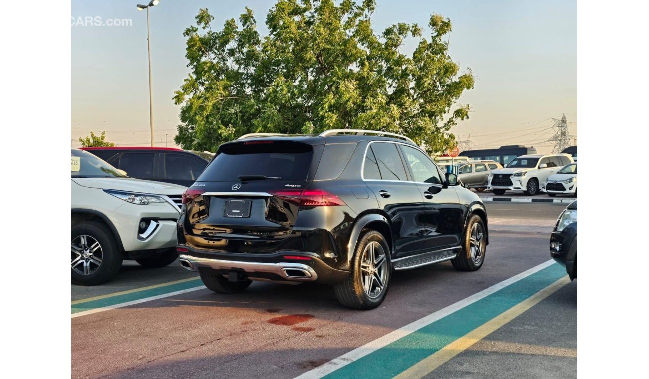 Mercedes-Benz GLE 450 Mercedes-Benz GLE 450 Mercedes-Benz GLE 450 4MATIC 3.0L SUV AWD 5Doors Model 2024, Color Black