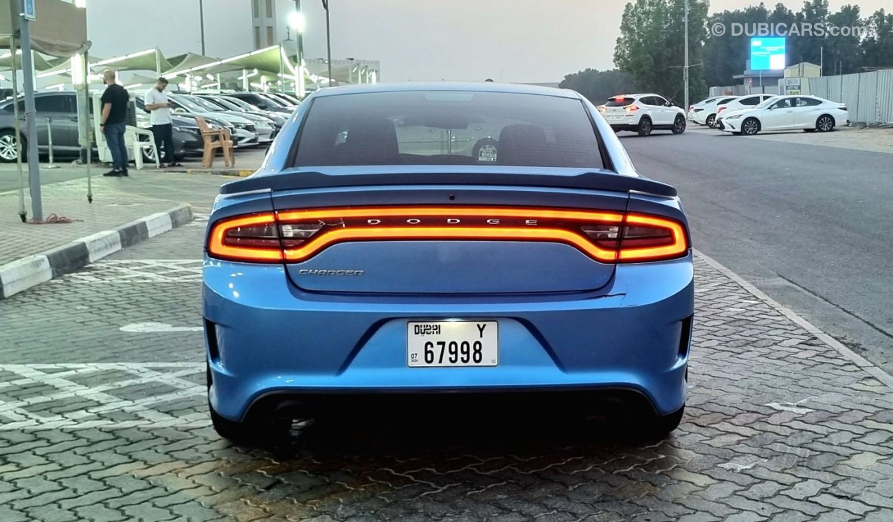 دودج تشارجر DODGE CHARGER  2015 VERY CLEAN