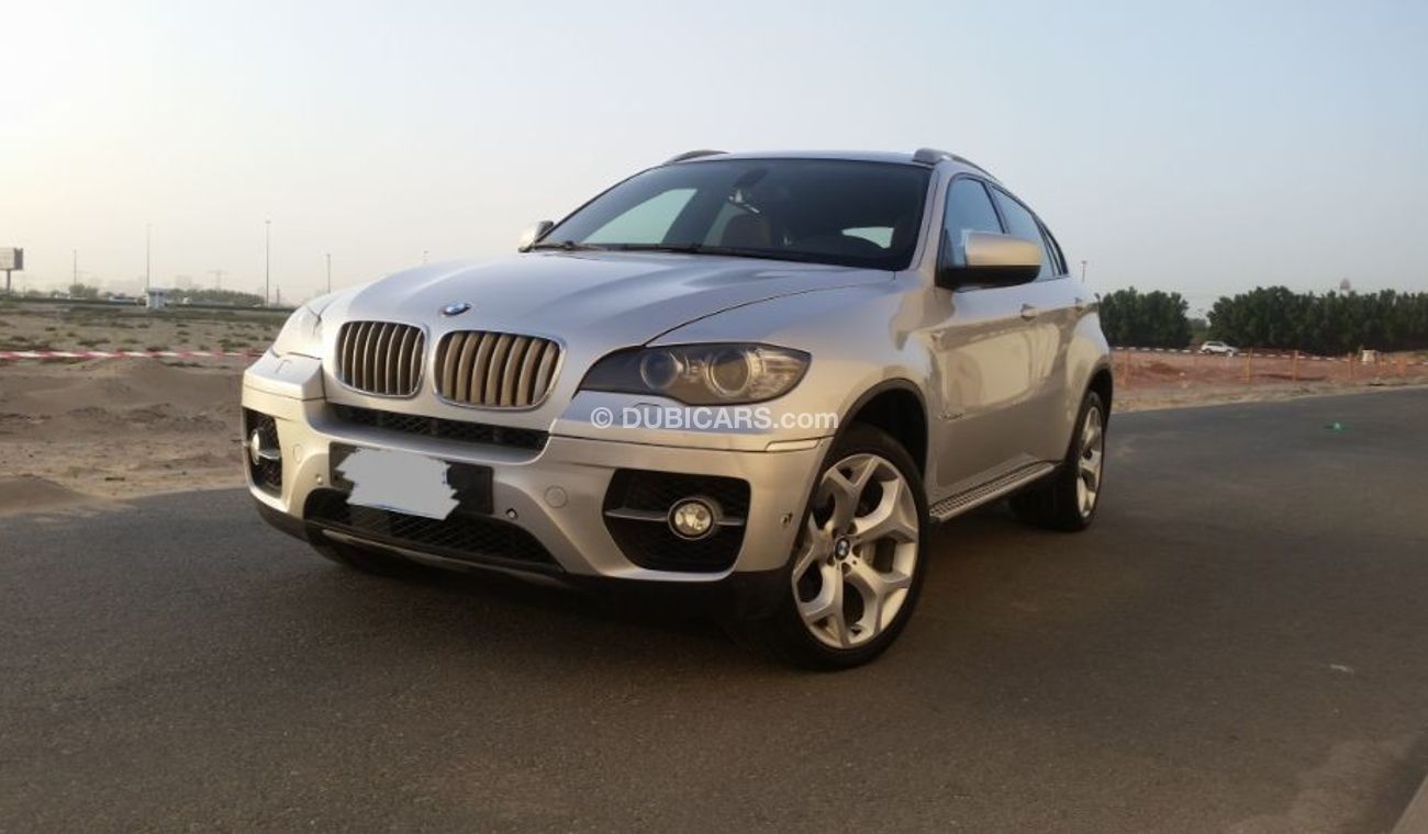 BMW X6 2012 Gulf Specs Full options V8  Twin turbo