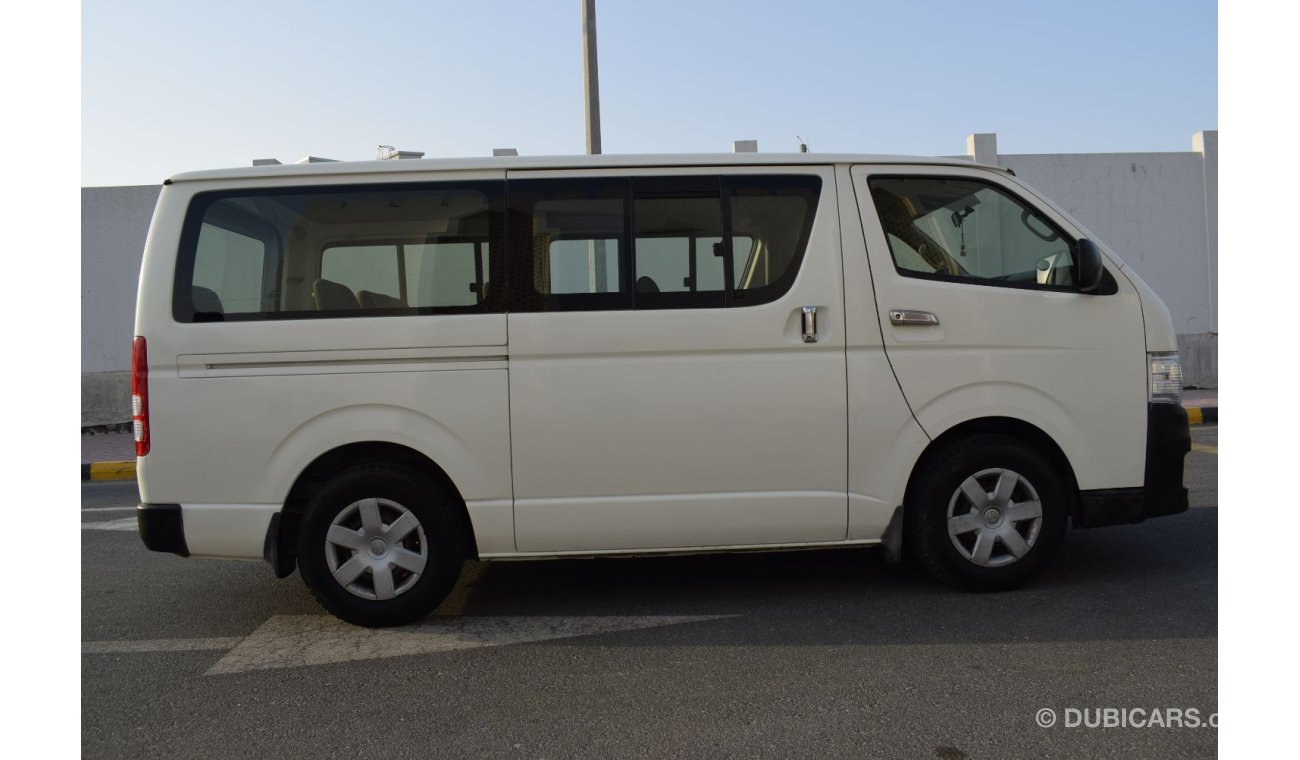 Toyota Hiace GL - Standard Roof Toyota Hiace Bus 13 seater, Model:2013. Excellent condition