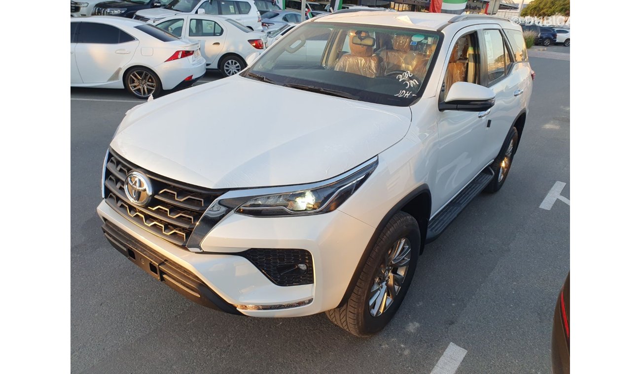 Toyota Fortuner 2024YM Fortuner, 4.0L gasolina, VX1 4WD 6AT Intermedia (Solo exportación)