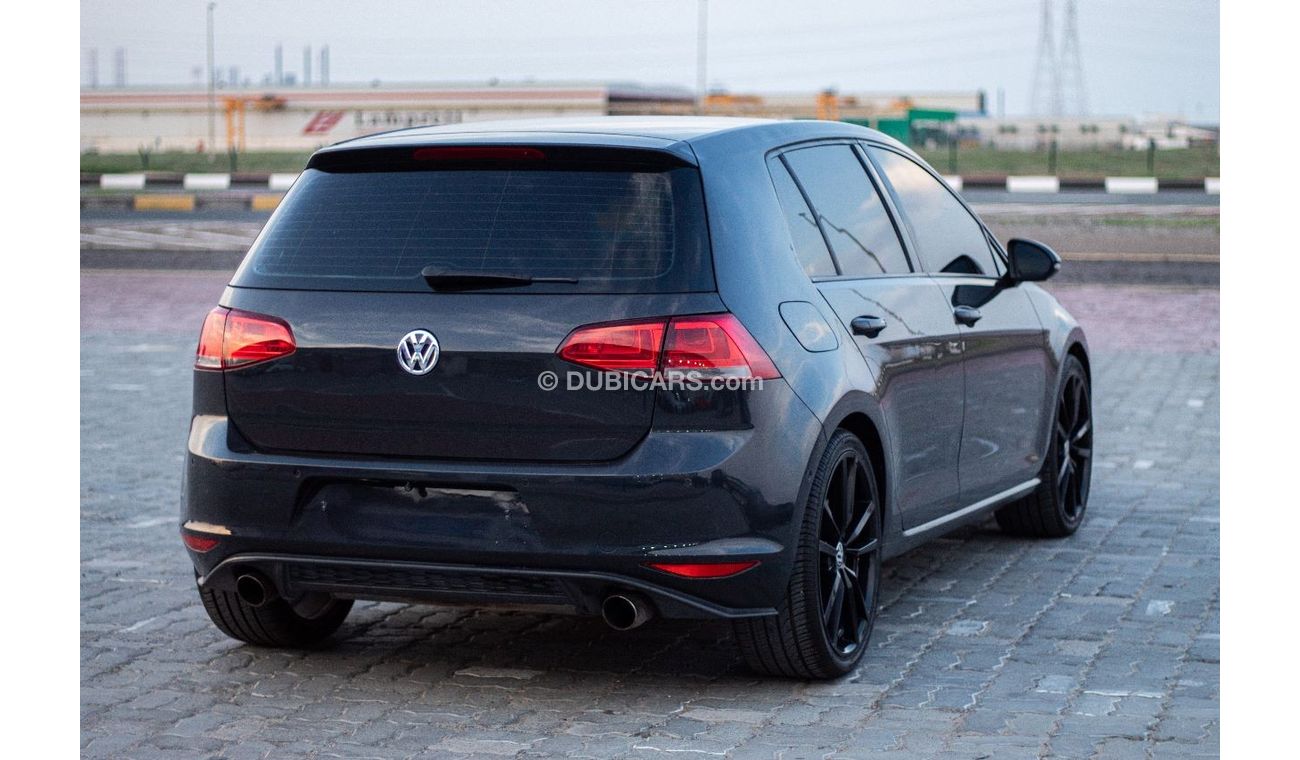 Volkswagen Golf SE