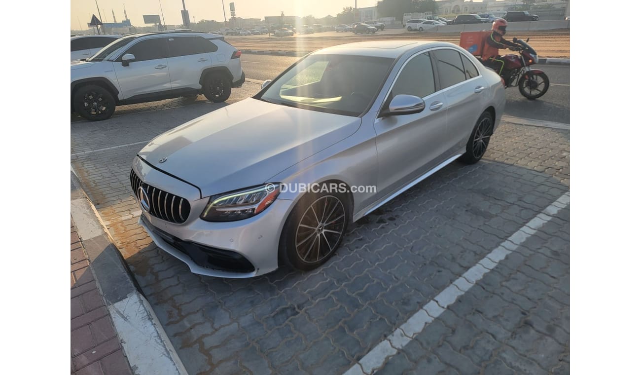 مرسيدس بنز C 300 Luxury 2.0L