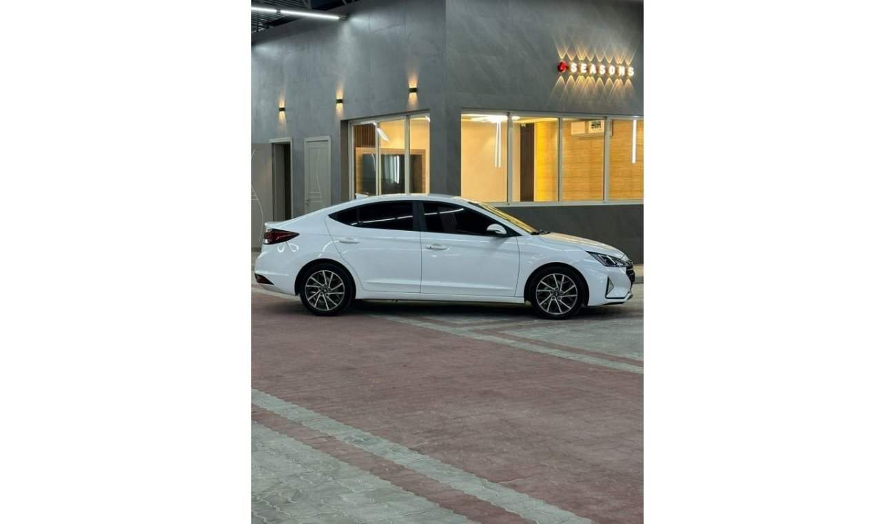 هيونداي افانتي HYUNDAI AVANTE 1.6 /DIESEL /2019/4CYLD