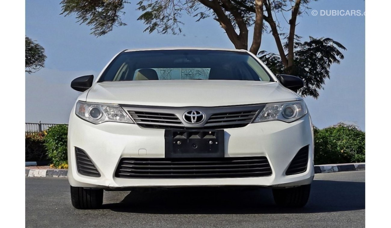 Toyota Camry Premium Original paint - 103,000km - perfect in and out