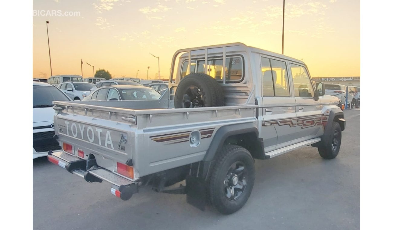 تويوتا لاند كروزر 70 TOYOTA LAND CRUISER ( 70 SERIES ) 4.0L PICKUP 4WD