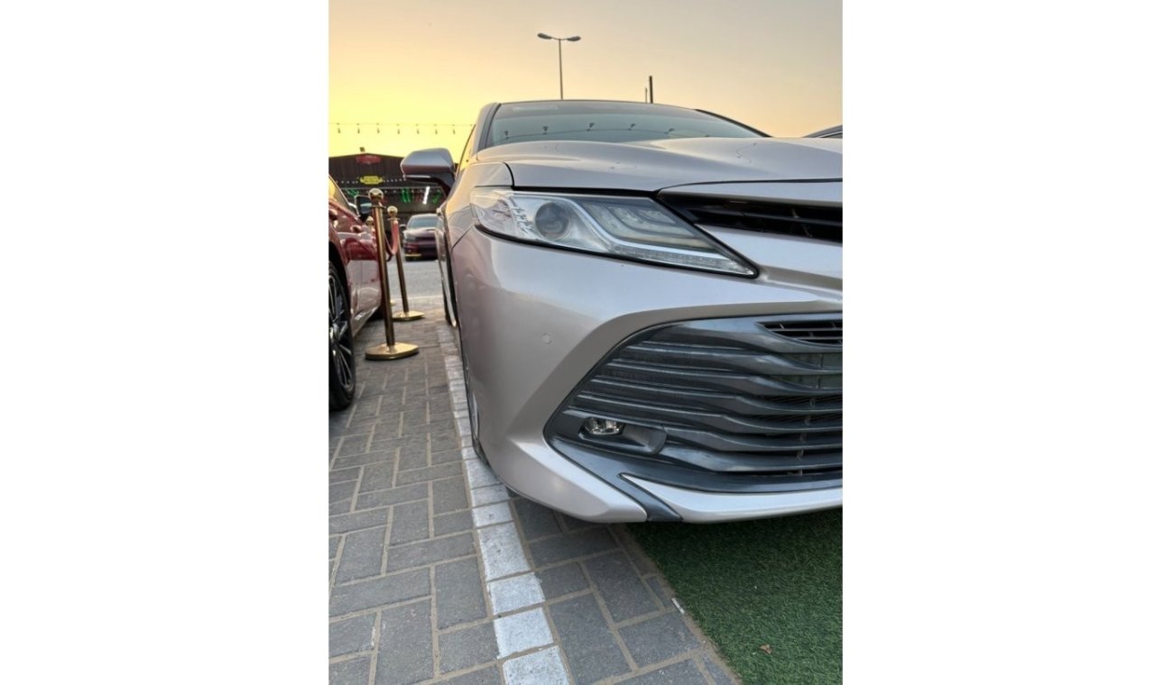 Toyota Camry Toyota Camry 2018 with a 3.5 engine capacity on a hatch, leather seats, well equipped, in good condi