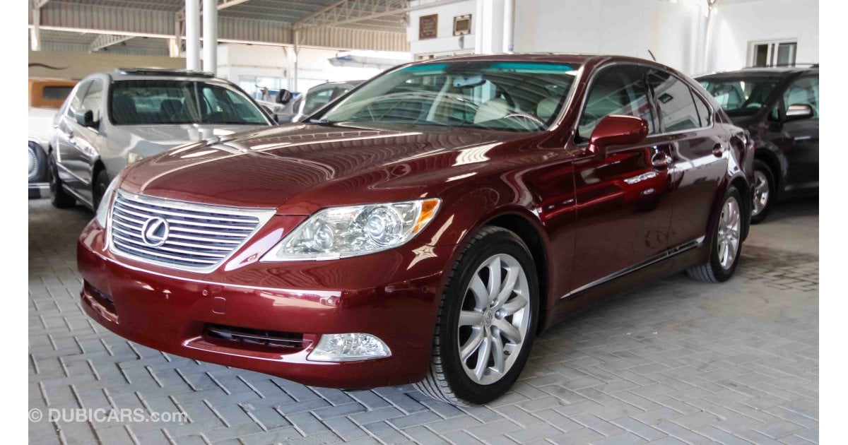 Lexus LS 460 2008 for sale: AED 48,000. Burgundy, 2008