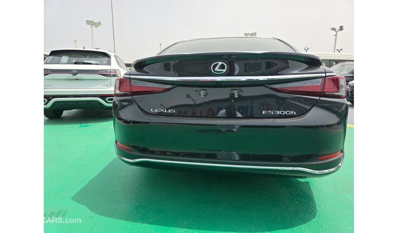 Lexus ES300h 2.5L HYBRID 2024 GCC