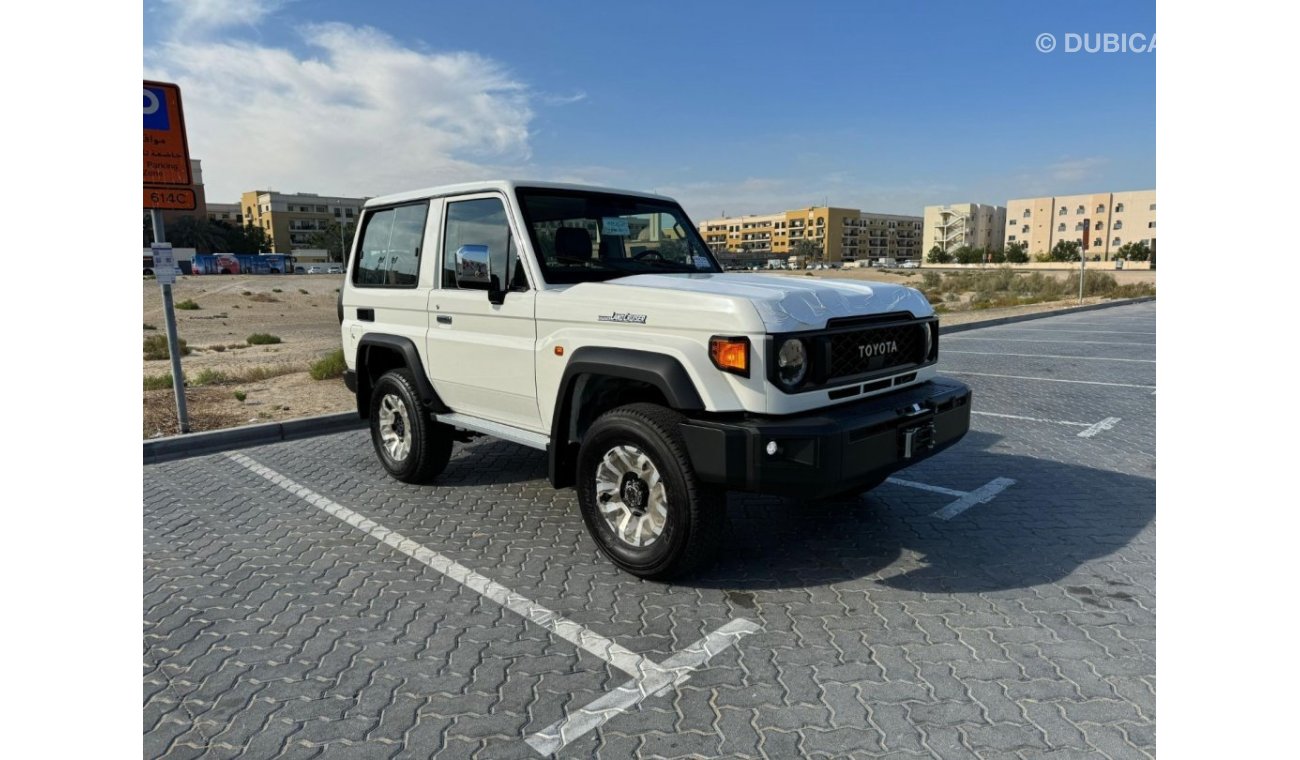 Toyota Land Cruiser Hard Top 2.8 DSL AUTO /// LOCAL UAE OR EXPORT = OK