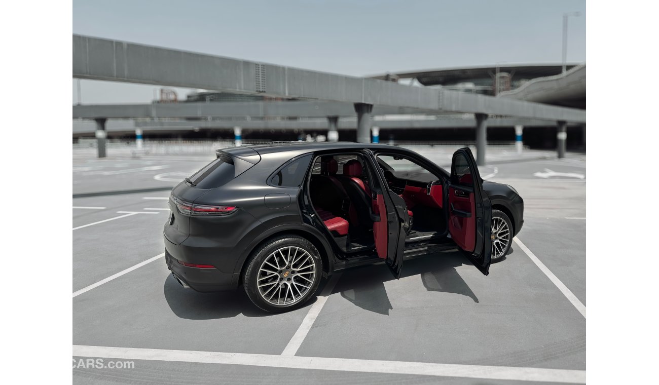 Porsche Cayenne 2021