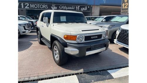 Toyota FJ Cruiser TOYOTA FJCRUISER GXR SERVICE CONTRACT FROM ALFUTTAIM  WARRANTY FROM ALFUTTAIM