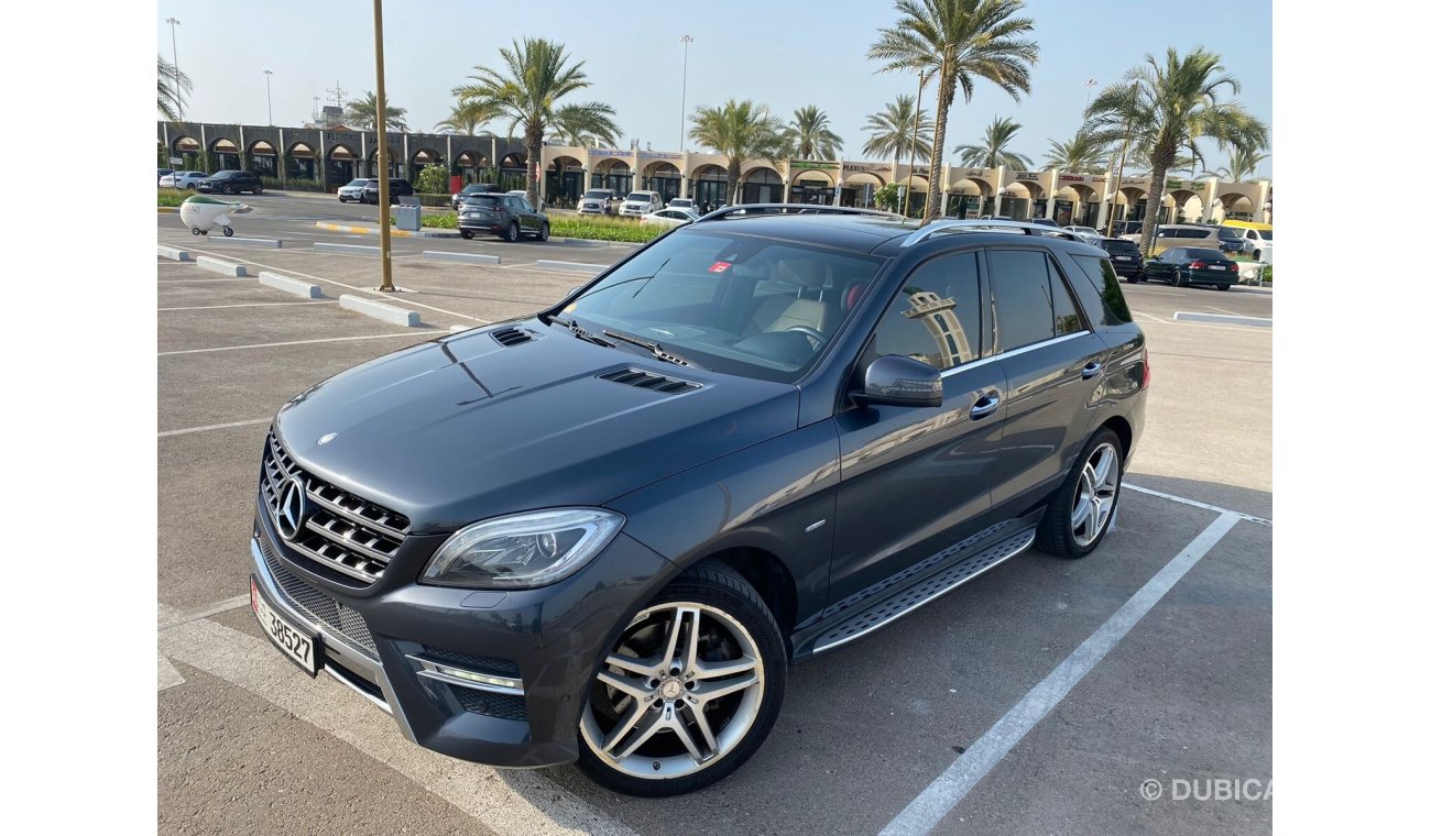 Mercedes-Benz ML 500 Std 4.7L