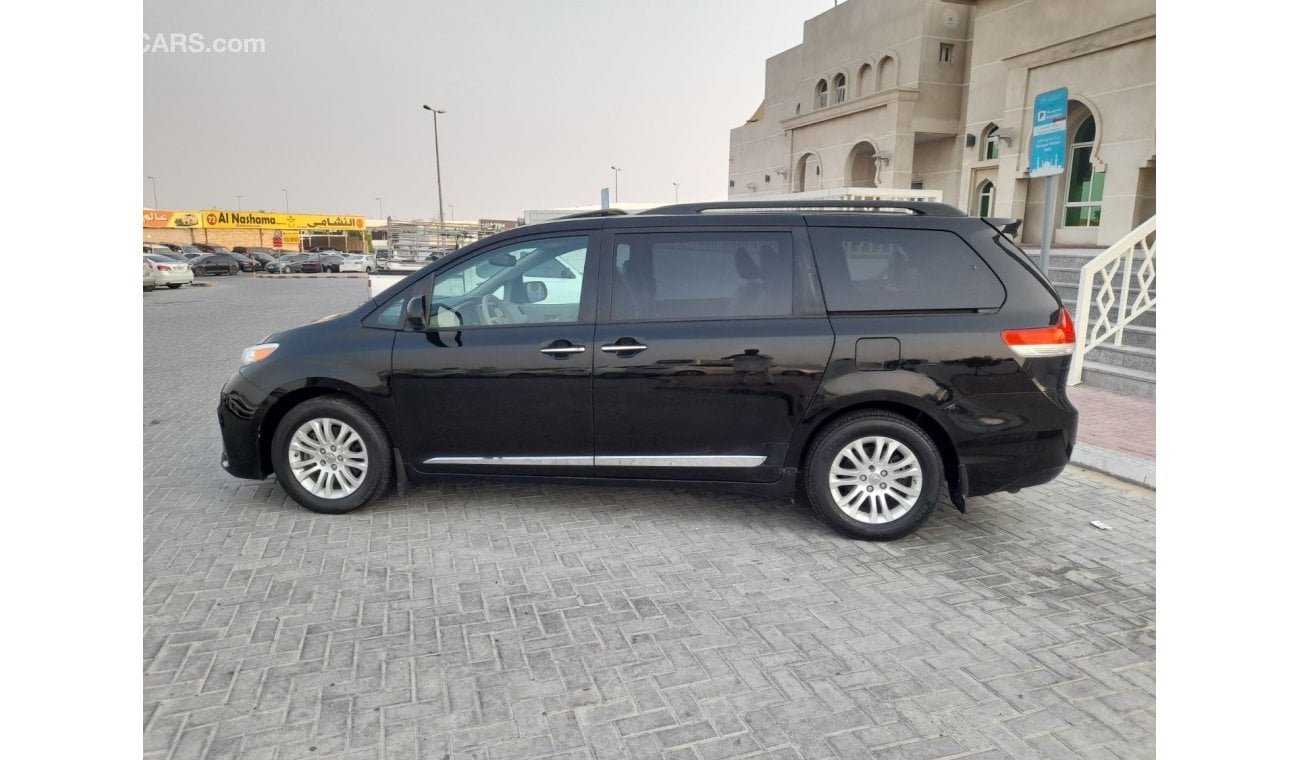 تويوتا سيينا Toyota Sienna 2014 xle