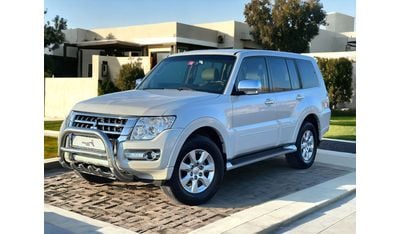 ميتسوبيشي باجيرو GLS 3.5L (186 HP) (7 Seater)