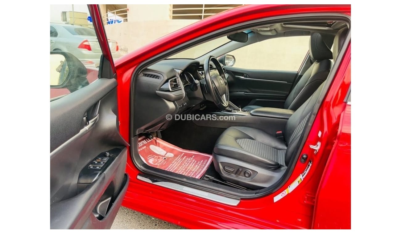 Toyota Camry SE 2019 Camry s class sunroof