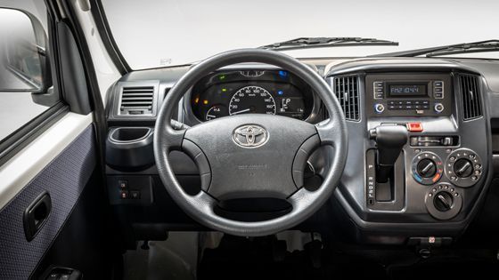 Toyota Lite Ace interior - Cockpit