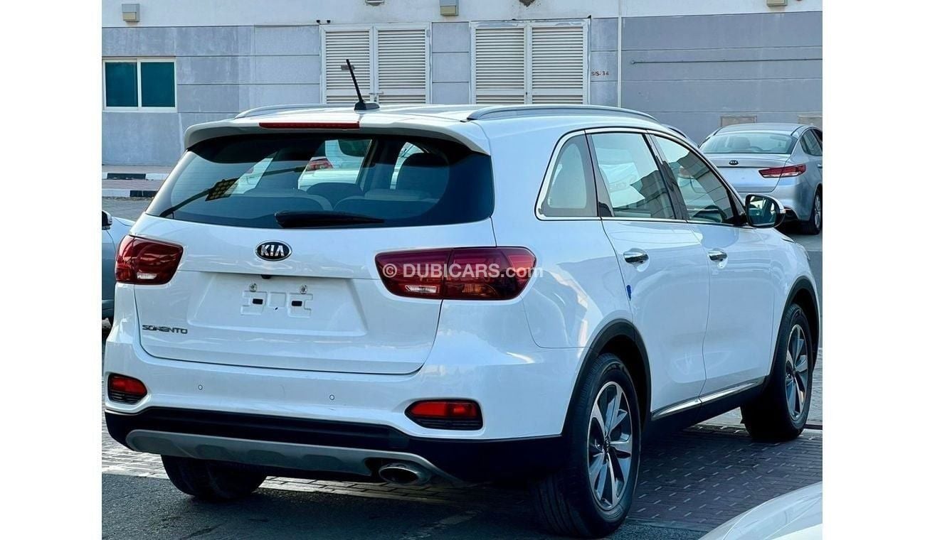 Kia Sorento Base 2.4L AWD