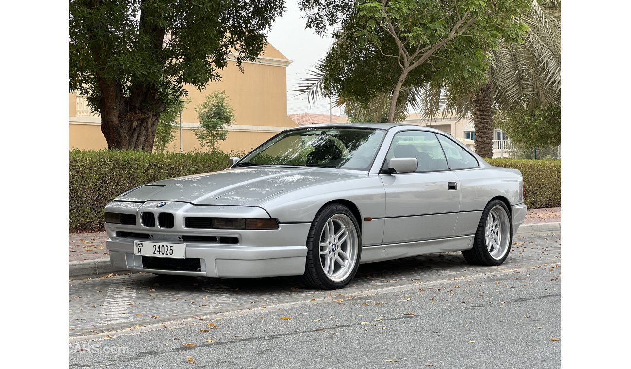 BMW 850 E31 V12 in a good condition