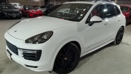 Porsche Cayenne GTS