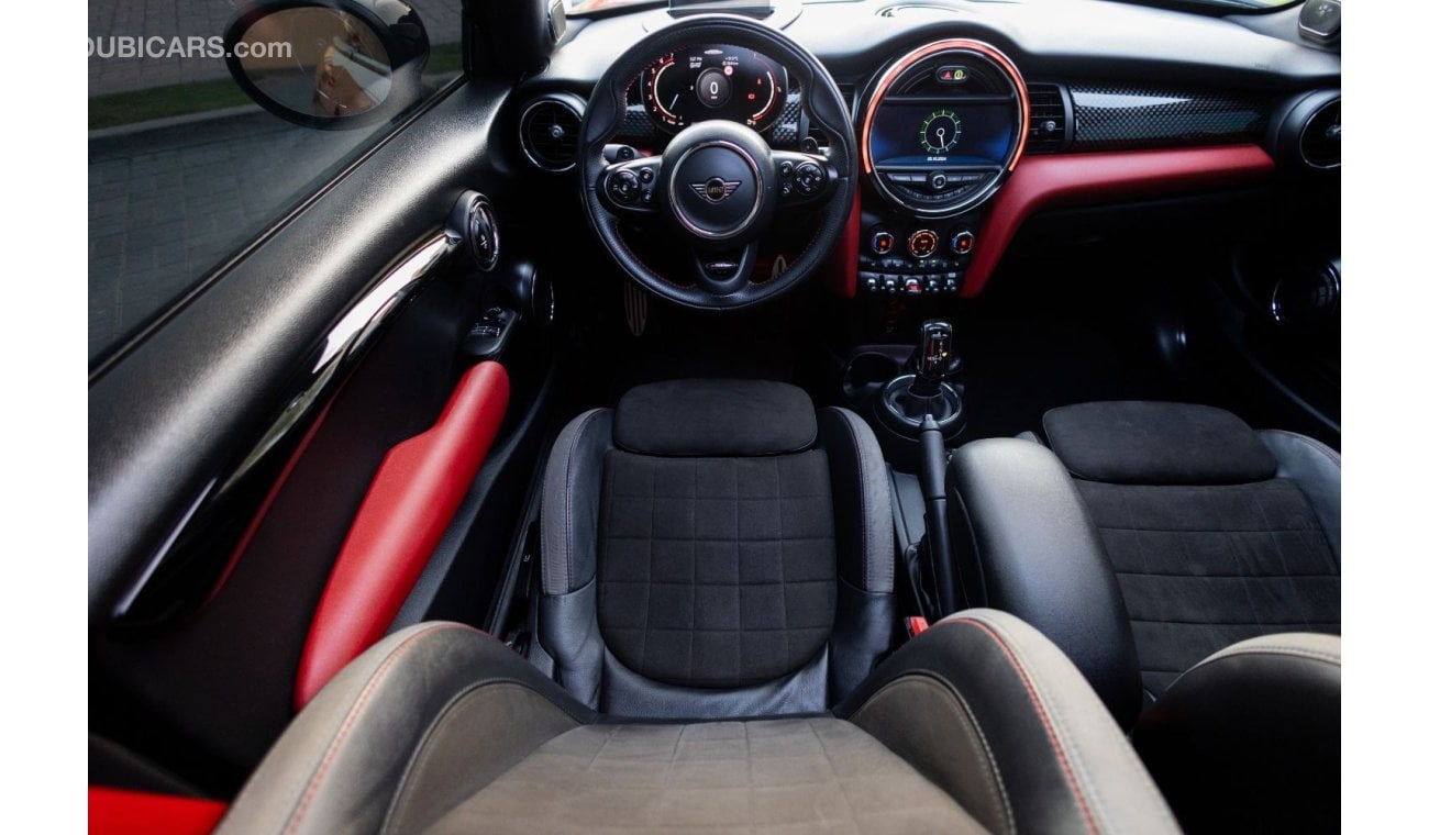 ميني جون كوبر MINI Cooper John Cooper Works 2021 GCC under Warranty with Flexible Down-Payment.