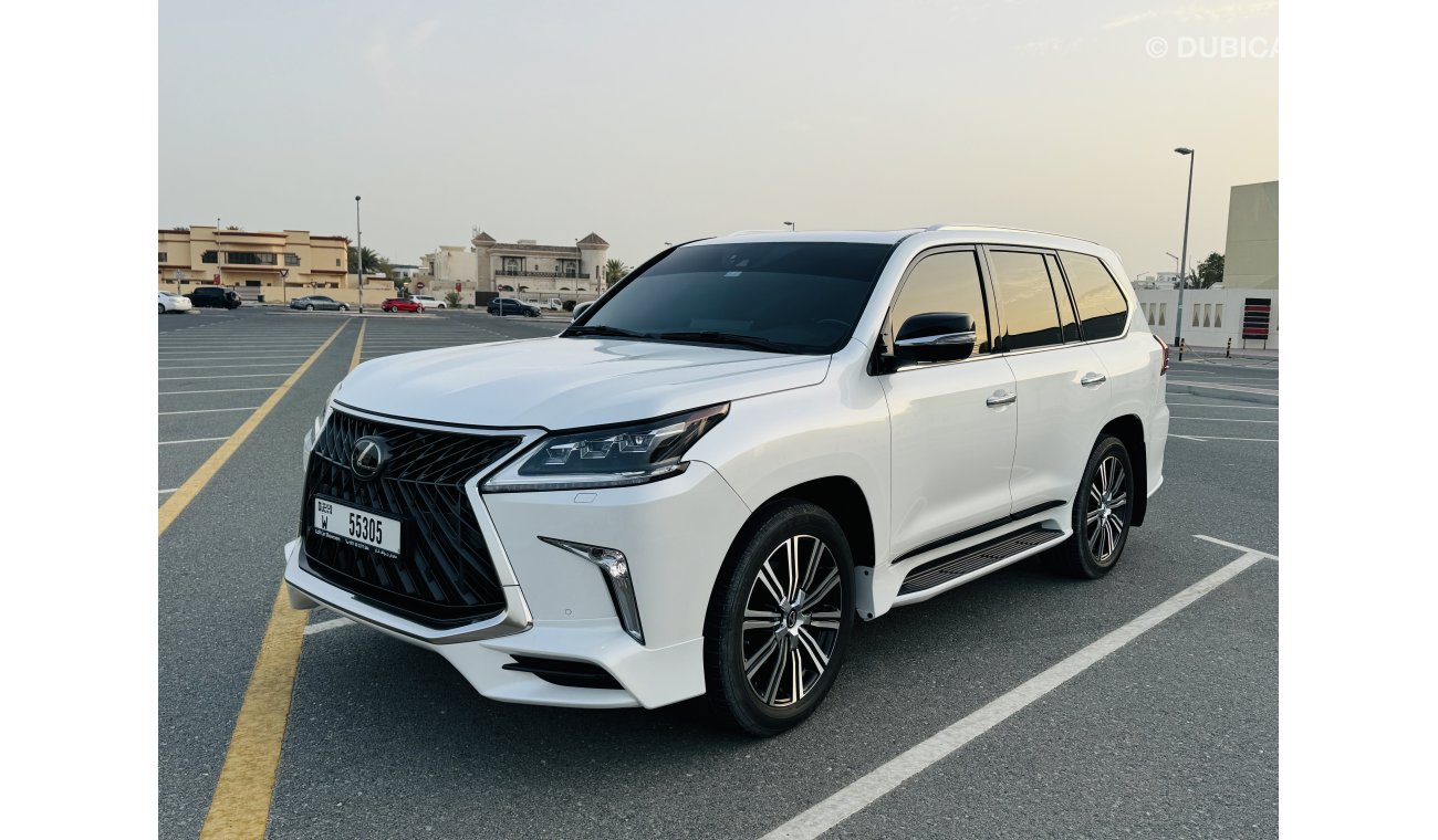 Lexus LX570 Signature