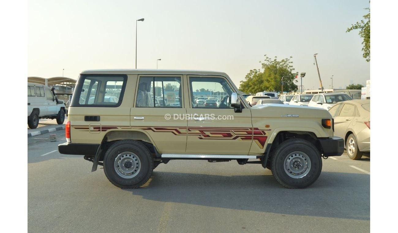 تويوتا لاند كروزر هارد توب LX Hard Top 5 Doors