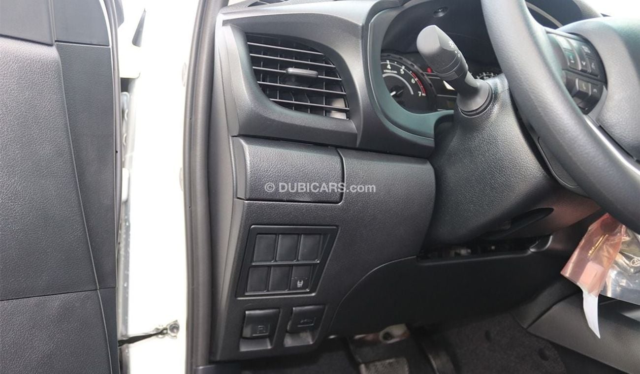 تويوتا هيلوكس 2024 Model Toyota Hilux DC, 2.7L Petrol, 4WD 6A/T