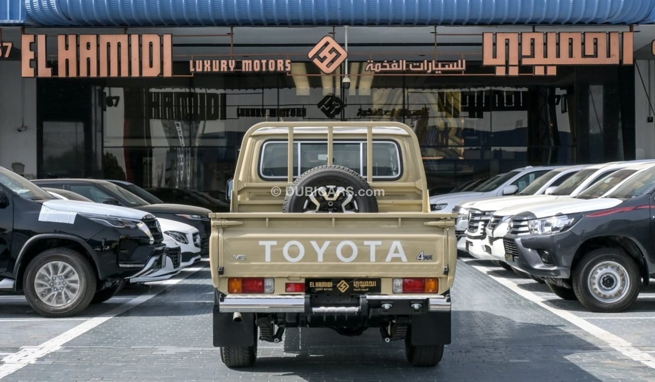 تويوتا لاند كروزر بيك آب TOYOTA LC PU DOUBLE CABIN MID– 4.0L PETROL ,A/T,MY24